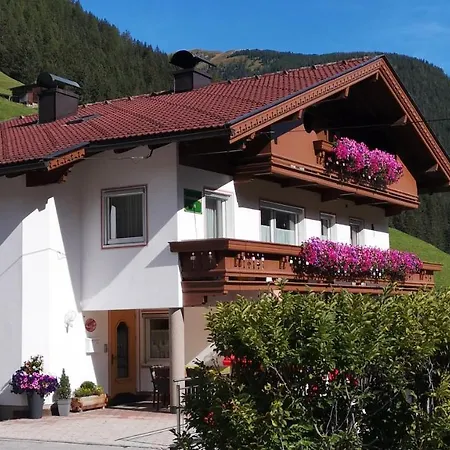 Apartment Alpenheim Tux